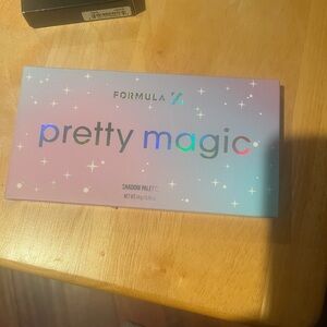 Formula Pretty Magic Eyeshadow Palette